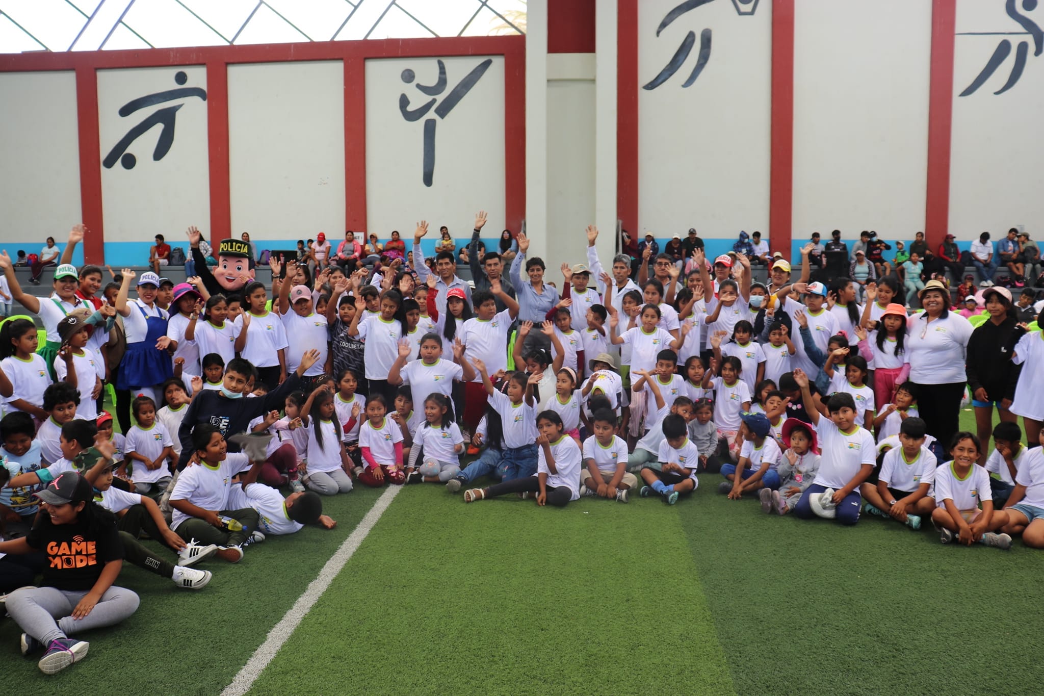 #𝗠𝘂𝗻𝗶𝗜𝘁𝗲 | Con éxito fue clausurado el taller de las Vacaciones Útiles y Divertidas 2023 organizado por la Municipalidad Distrital de Ite y Southern Copper Corporation.