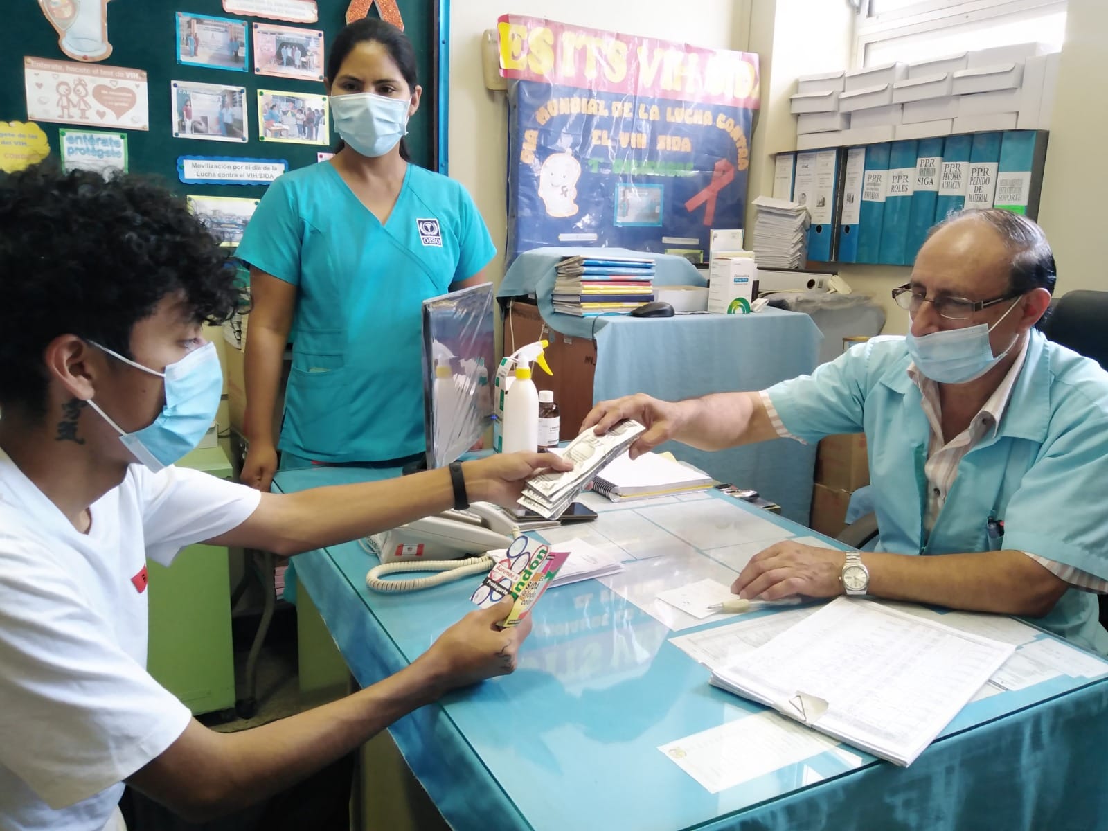 Hospital Regional recomienda uso de condón para prevenir embarazos no deseados y enfermedades de trasmisión sexual.