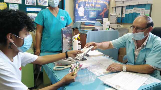 Hospital Regional recomienda uso de condón para prevenir embarazos no deseados y enfermedades de trasmisión sexual.