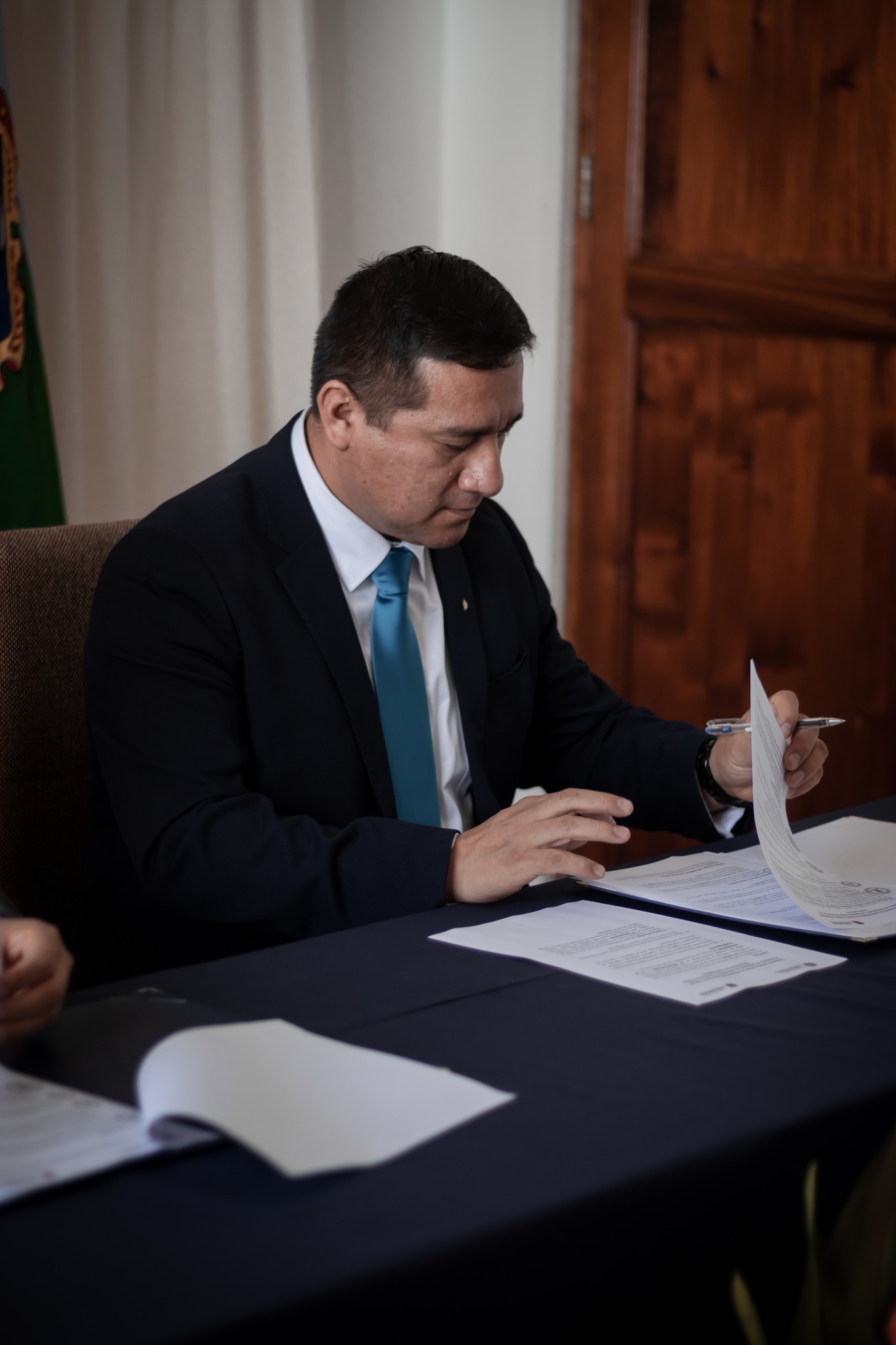 Alcalde Provincial de Chachapoyas firma convenio con la Universidad nacional Toribio Rodríguez de Mendoza