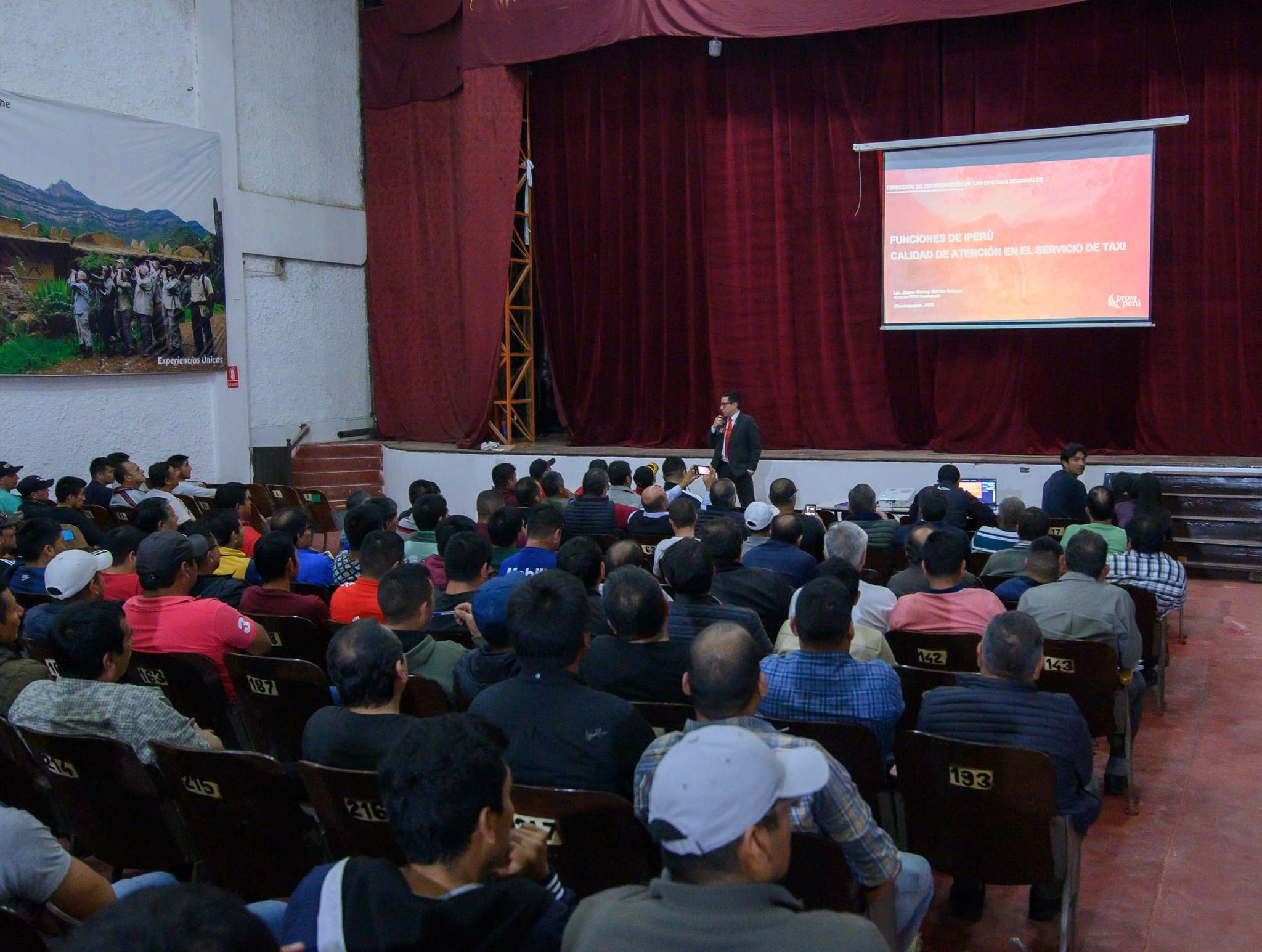 Curso de capacitación para la obtención de credencial dirigido a taxistas