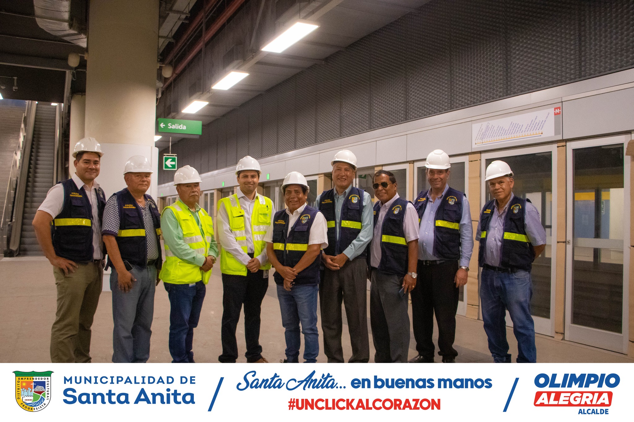 El alcalde Olimpio Alegría, visito las instalaciones de la Línea 2 del metro de Lima, donde recorrió la estación subterránea del Mercado Santa Anita, donde la obra ya se encuentra a un 100% y los trenes se encuentran en periodo de prueba.
En la visita se dio a conocer una posible inauguración que seria en el mes de octubre del 2023 dentro del marco de nuestros 34 años de creación política.
#SantaAnitaenbuenasmanos
#linea2delMetrodeLima