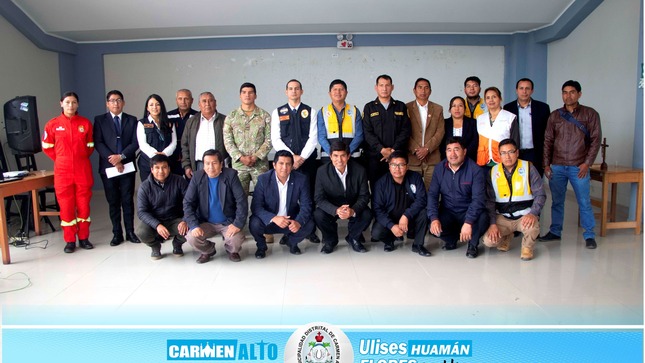 Juramentación de integrantes de la plataforma distrital de defensa civil