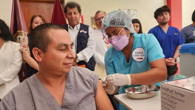 Protegen con la vacuna antirrábica humana de preexposición a médicos veterinarios y a personal de apoyo de consultorios