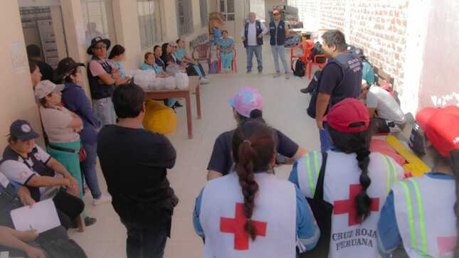 Arequipa CDC establece vigilancia epidemiológica en localidades afectadas por deslizamientos tras intensas lluvias