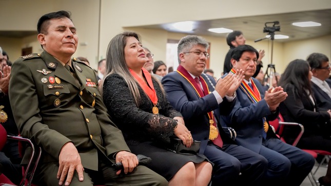 ceremonias protocolares de asunción al cargo de las autoridades políticas de la región