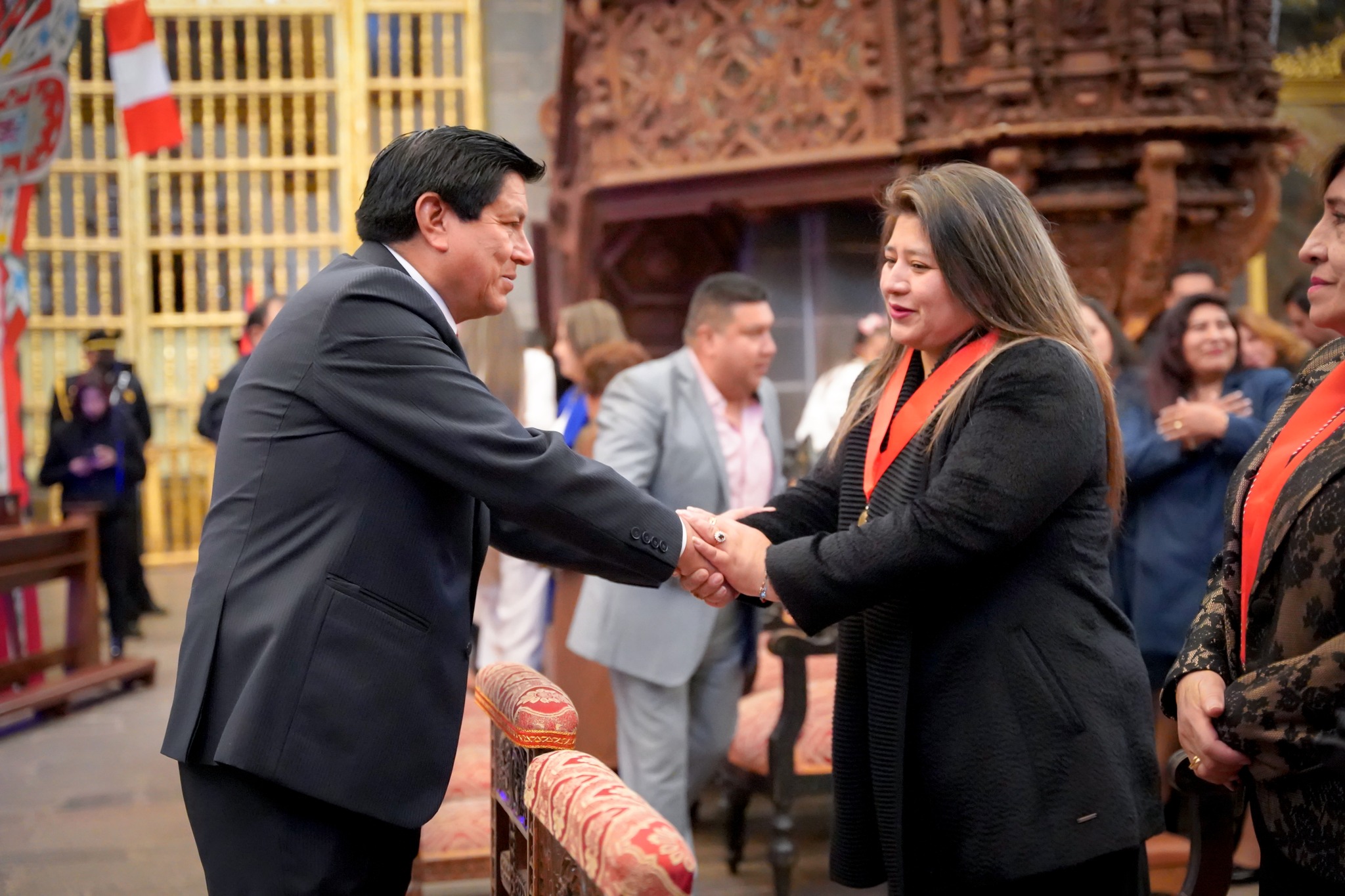 ceremonias protocolares de asunción al cargo de las autoridades políticas de la región