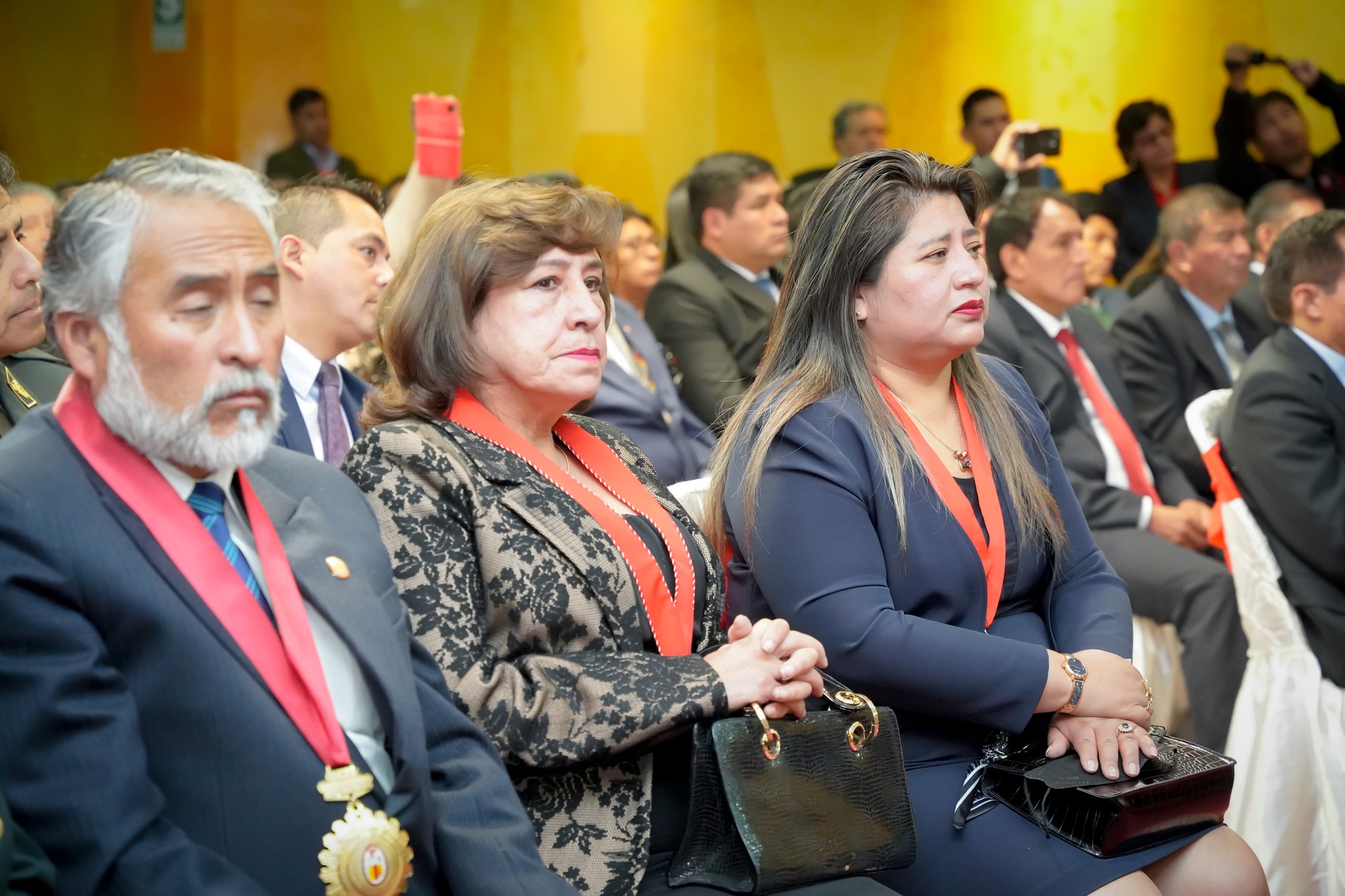 ceremonias protocolares de asunción al cargo de las autoridades políticas de la región