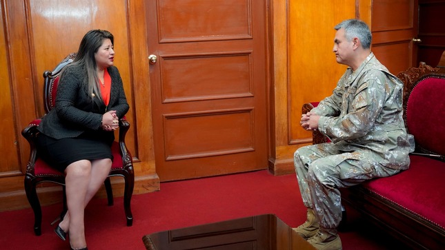 Presidenta de la Corte de Cusco recibió la visita protocolar del nuevo Comandante general de la Quinta Brigada de Montaña