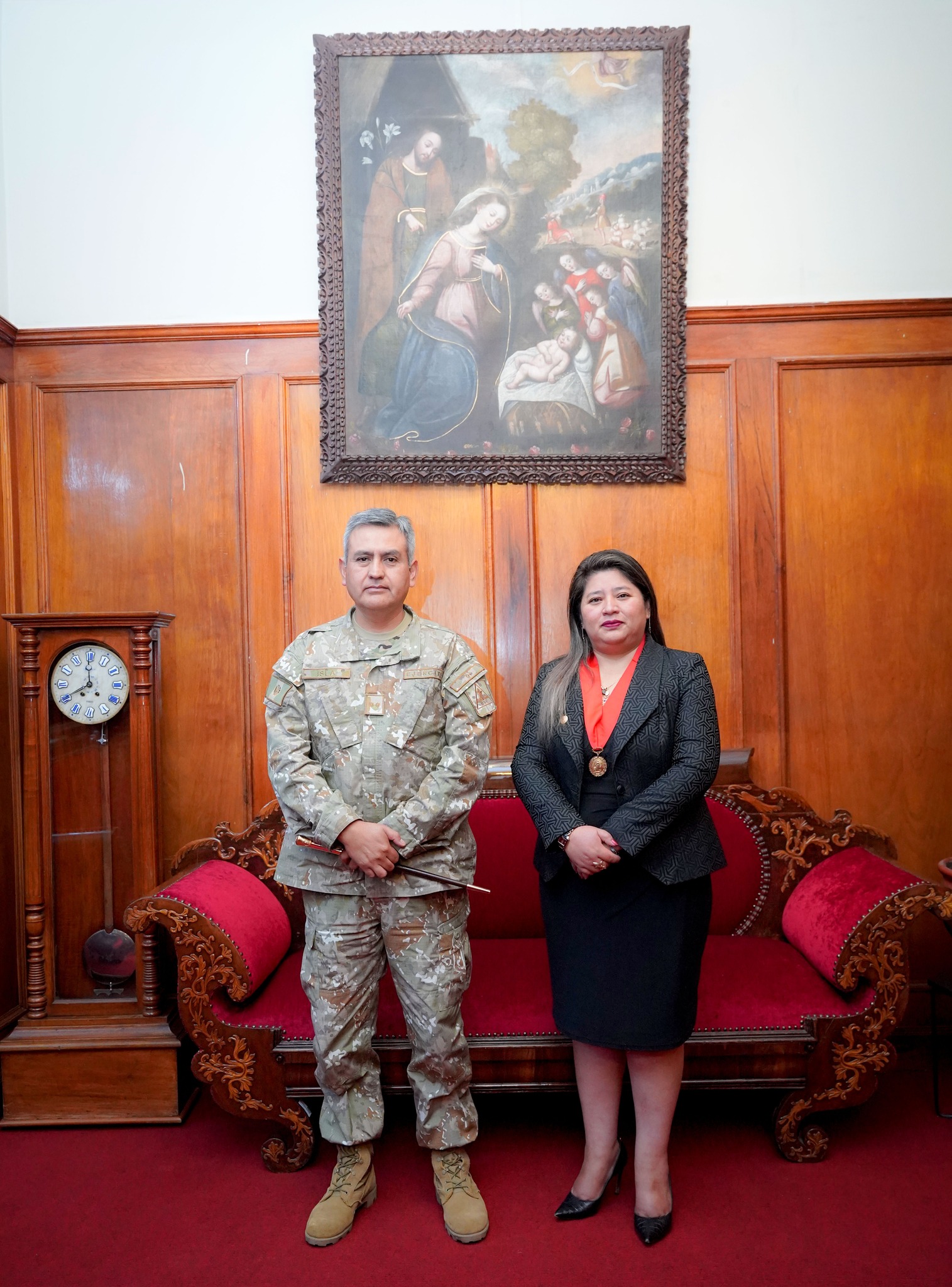 Presidenta de la Corte de Cusco recibió la visita protocolar del nuevo Comandante general de la Quinta Brigada de Montaña