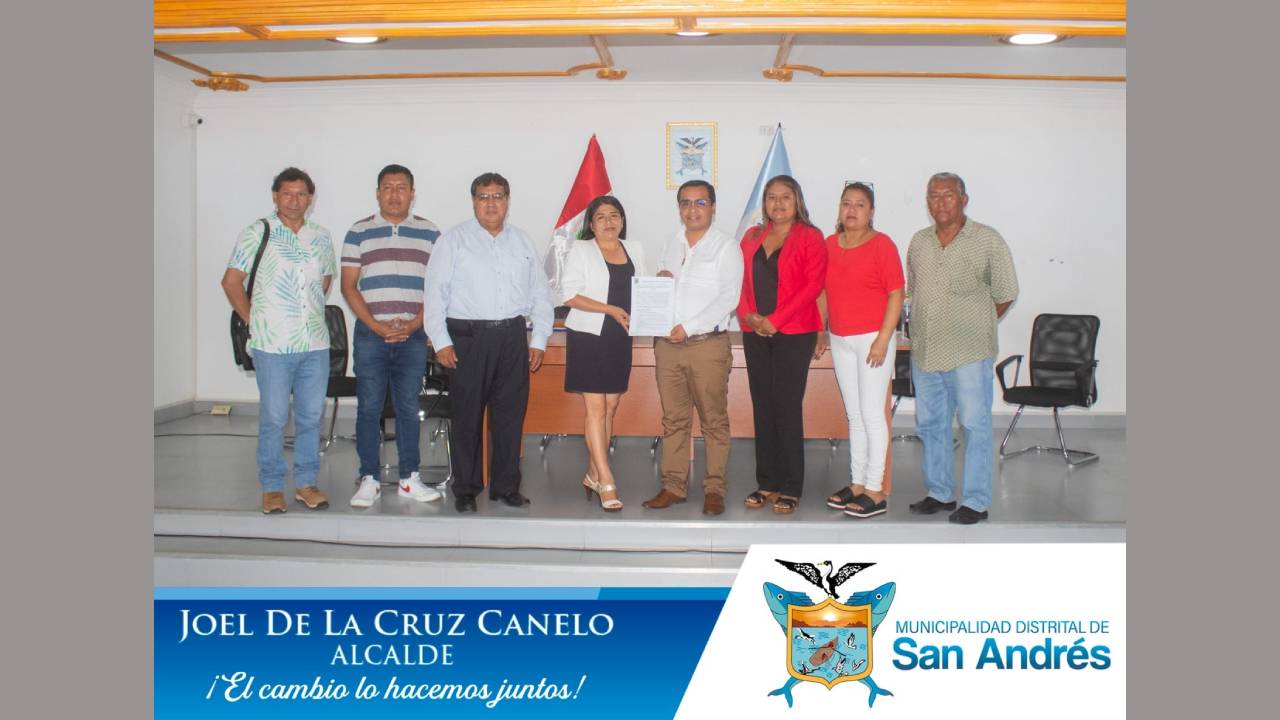 Se Realizó La Firma De Importante Convenio Entre La Muncipalidad De San Andrés Y La Ugel Pisco.