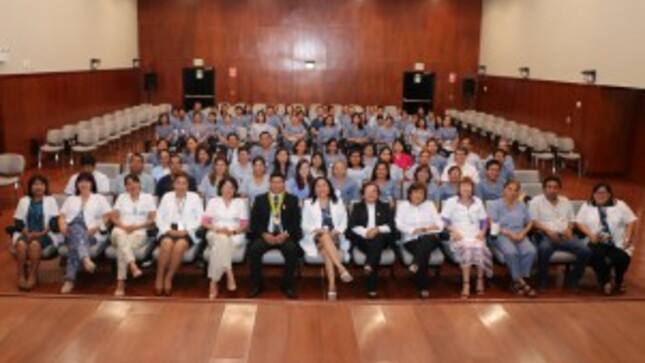 Tecnólogos Médicos del INR conmemoran su día