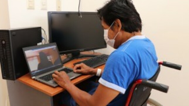 El INR brinda soporte emocional mediante videollamadas y llamadas telefónicas