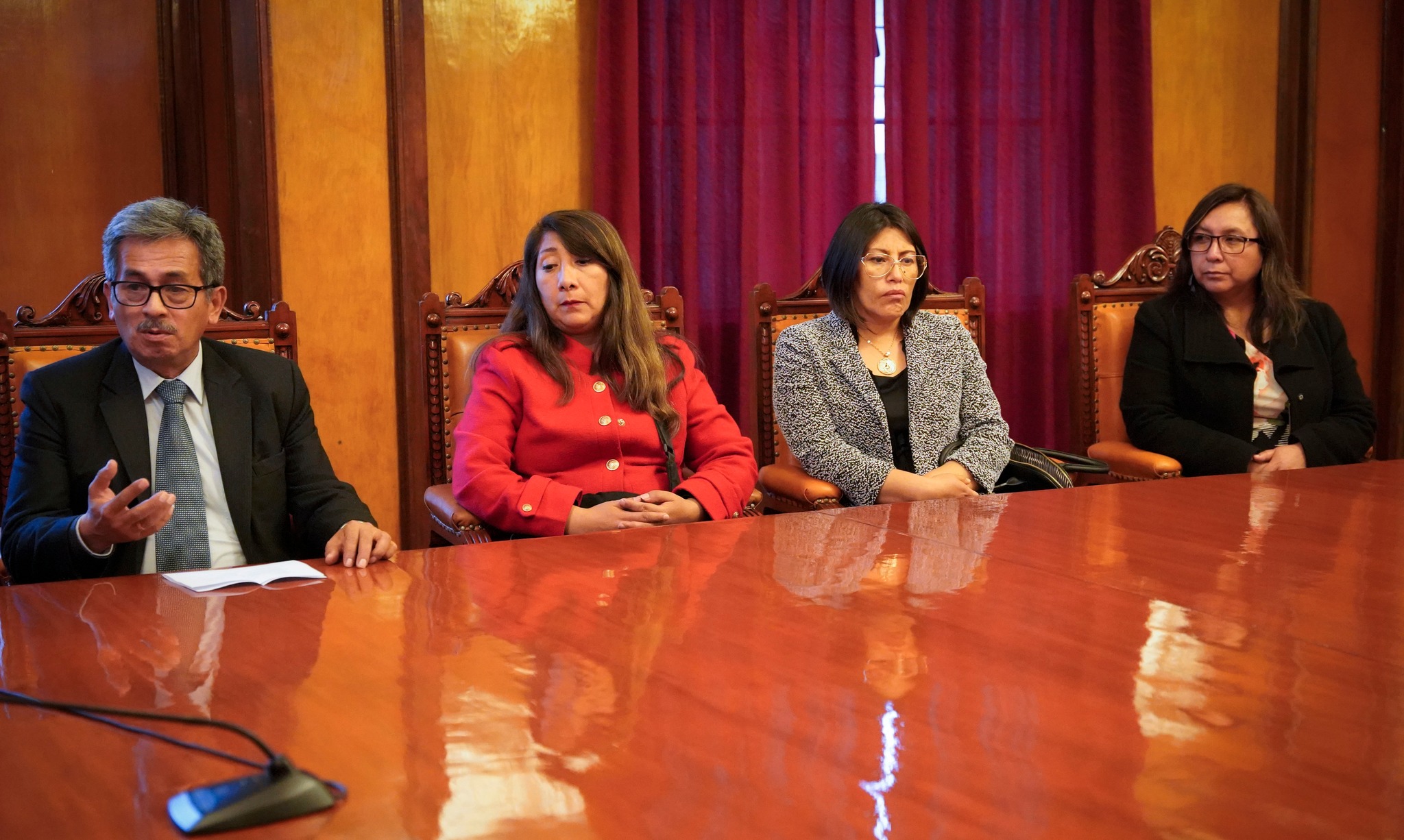 Presidenta de la Corte de Cusco sostuvo reunión de trabajo con jueces del módulo de violencia – protección