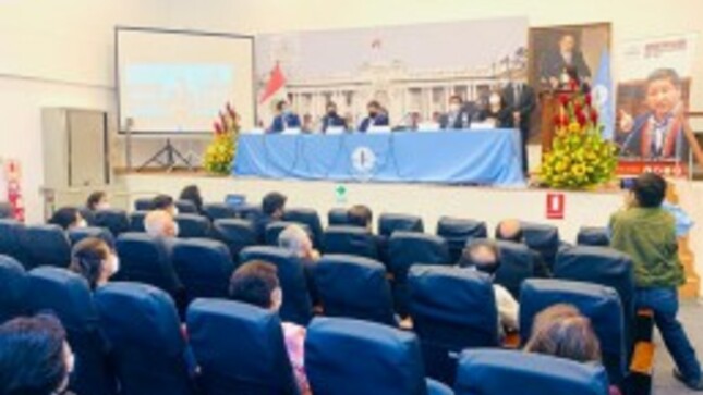 Directora del INR participa en presentación del libro: "Fisioterapia en enfermedad luxante de cadera: Metodología Manuel Yampufé"