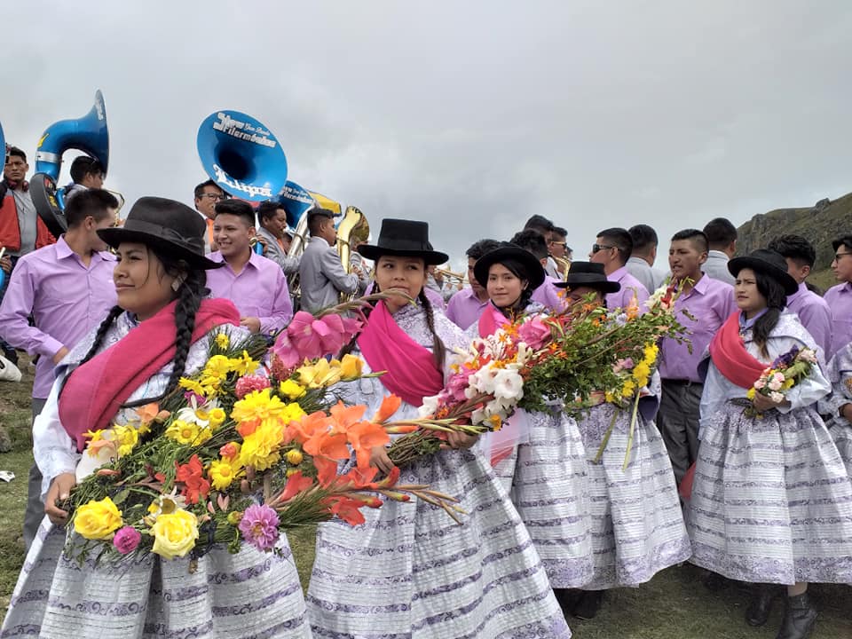 Ministerio de Cultura declara Patrimonio Cultural de la Nación a la Festividad en honor al Tayta Compadres - Fiesta de solteros y solteras