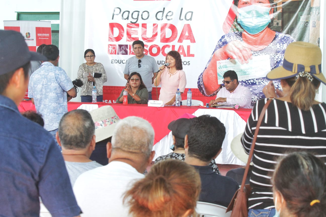 Gobernadora Rosa Vásquez cumple con el pago de la Deuda Social en la provincia de Huaral