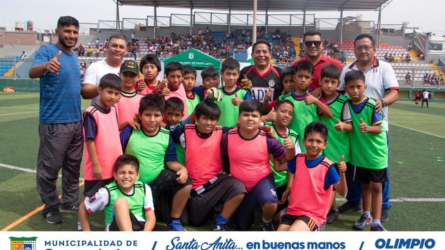El alcade Olimpio Alegría, participó del campeonato distrital de fútbol, con más de 400 niños inscritos y divididos en 36 equipos entre las categorías 8, 10 y 12 años de edad, siendo el primer distrito  en dar inicio al nivel distrital su competencia y poder tener a sus representantes en dichas categorías.  
El burgomaestre impulsó a los padres de familia a apoyar a sus hijos y se comprometió a continuar estos campeonatos de forma descentralizada, fomentando una competencia sana y espacios familiares.
#santaanitaenbuenasmanos
#olimpioalegria