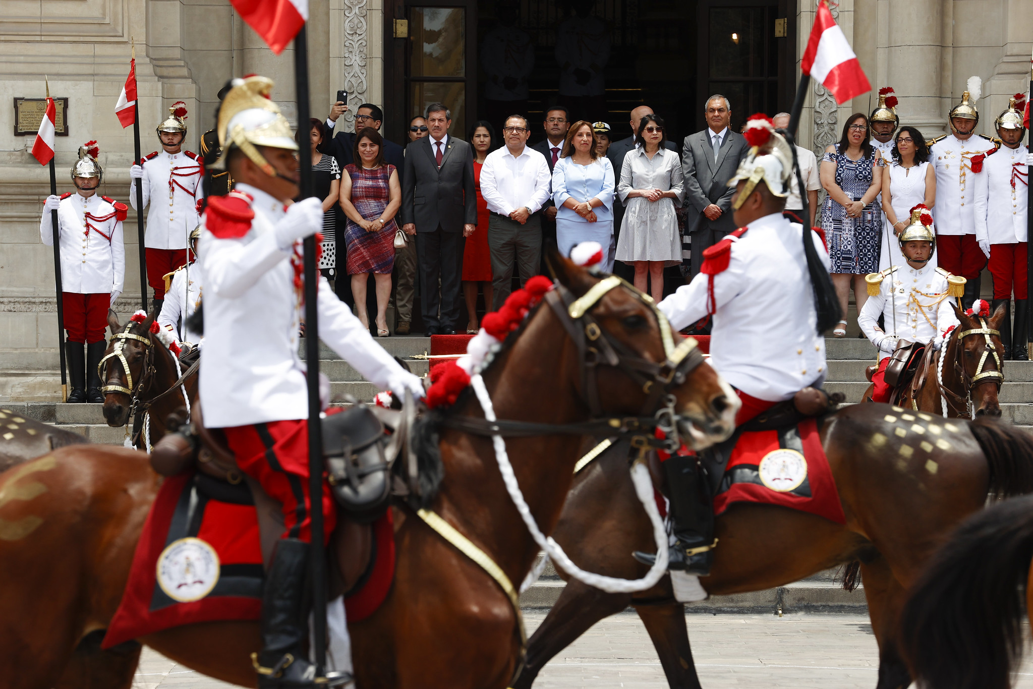 Fotografía del cambio de guardia de honor