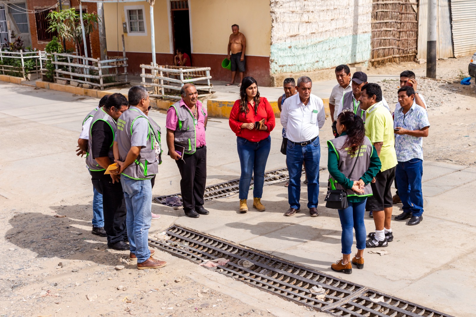 Alcalde Ing. Marlem Mogollón verificó deficiencias en drenaje pluvial en "Villa Primavera" 