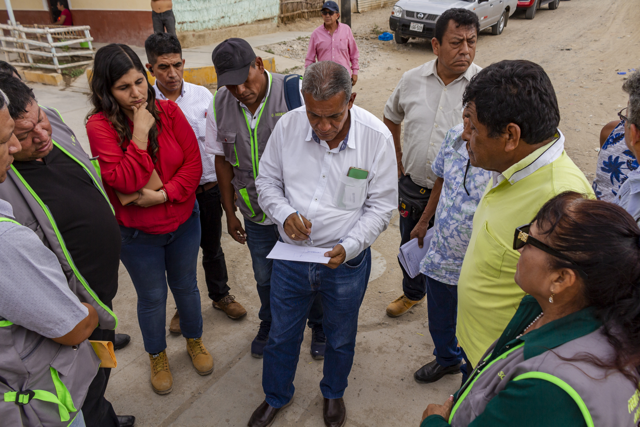Alcalde Ing. Marlem Mogollón verificó deficiencias en drenaje pluvial en "Villa Primavera"