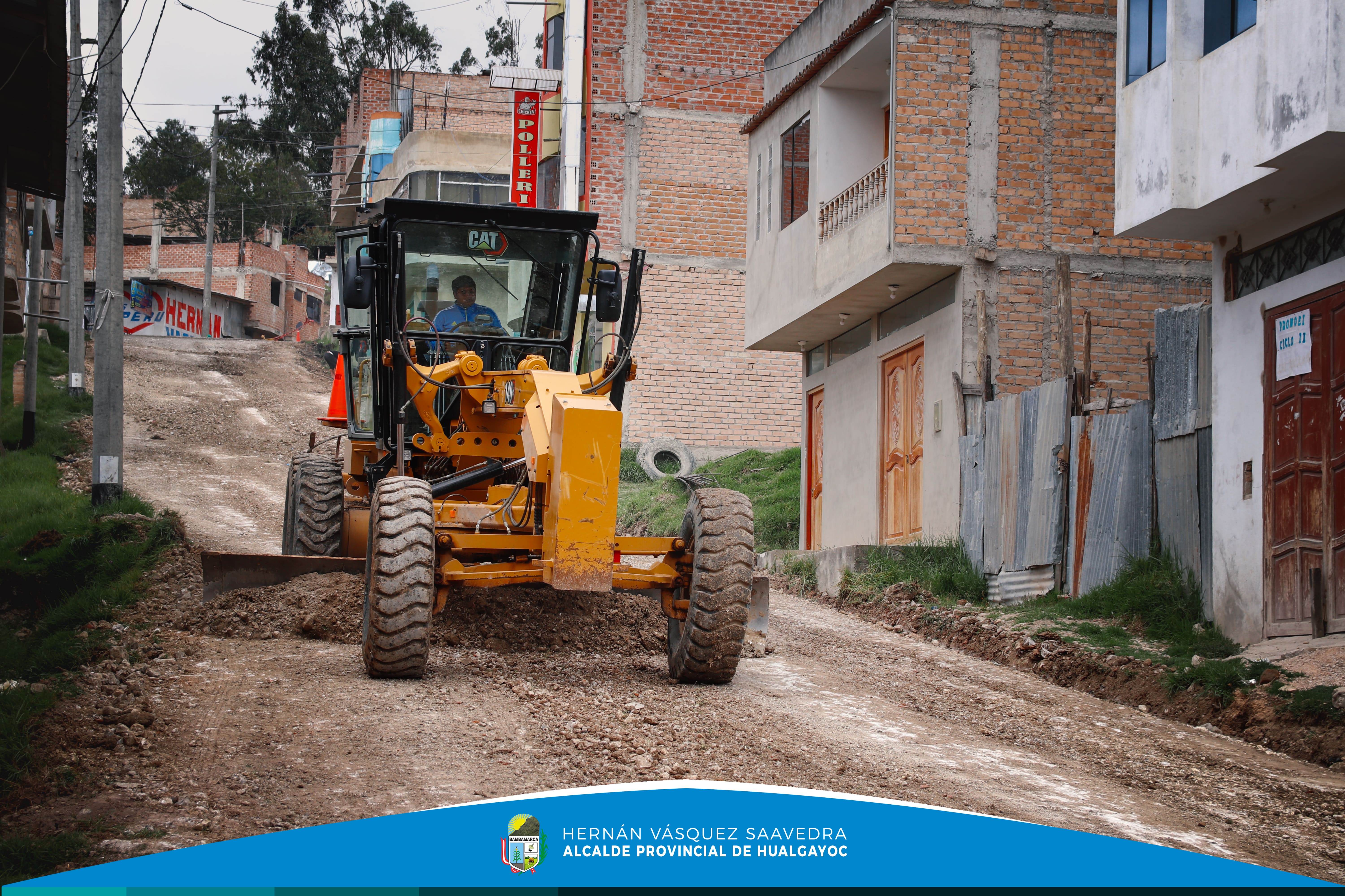 Municipalidad Provincial mejora vías de accesoen la Calle Joselito Vásquez Jambo.