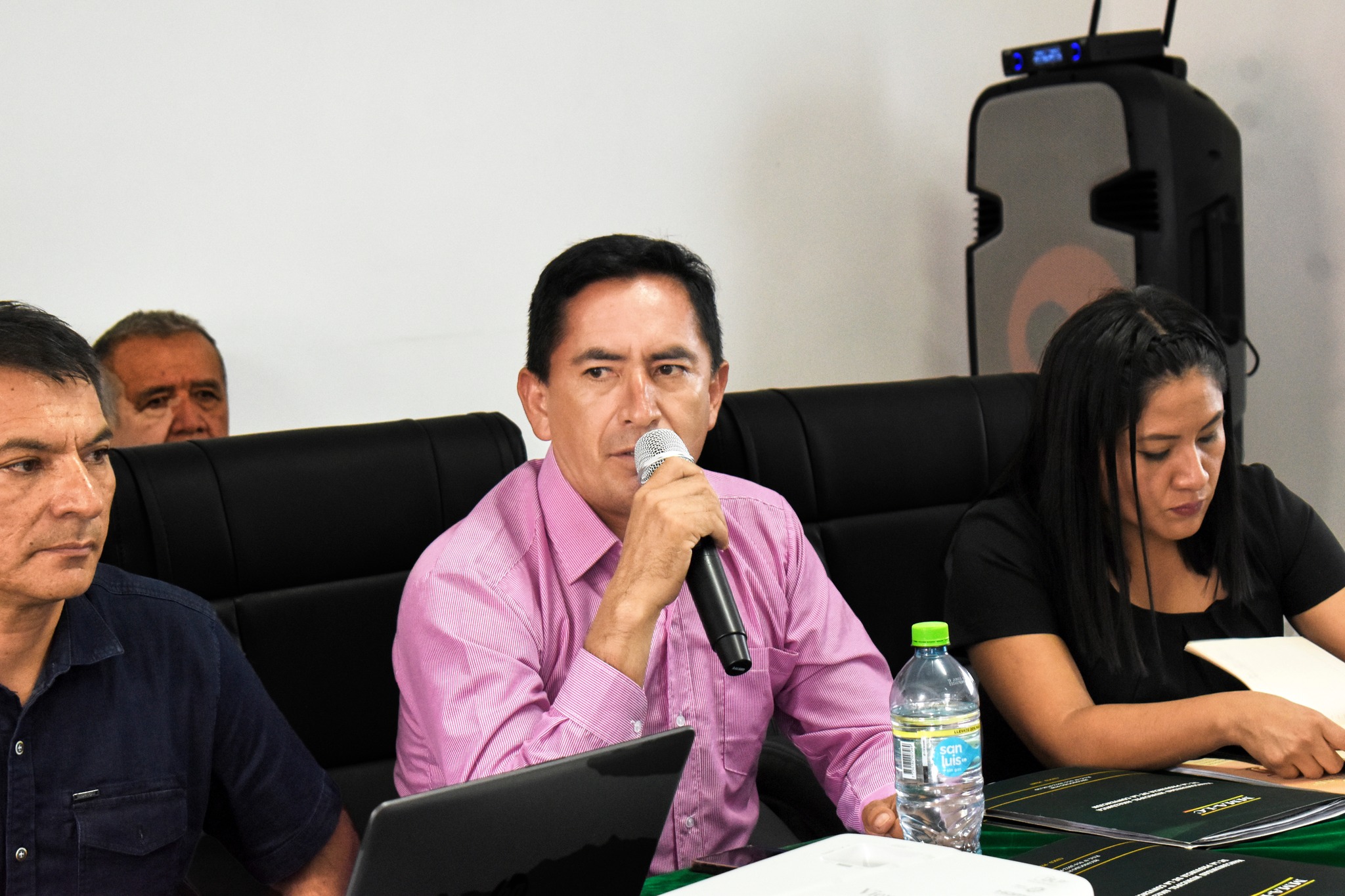 Mancomunidad de municipalidades de La Convención se reúne con gobernador regional en mesa técnica de proyectos de interés regional