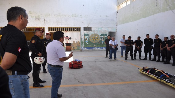 Imagen de capacitación a serenos