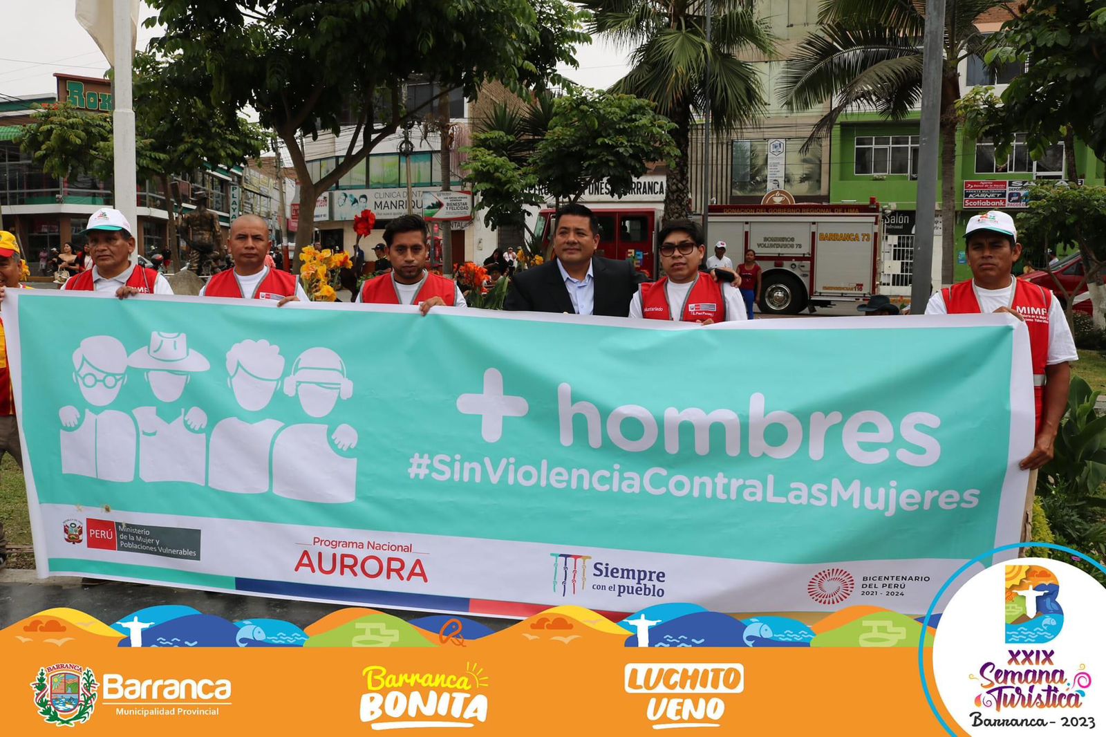 Ceremonia de Izamiento por la Semana Turística