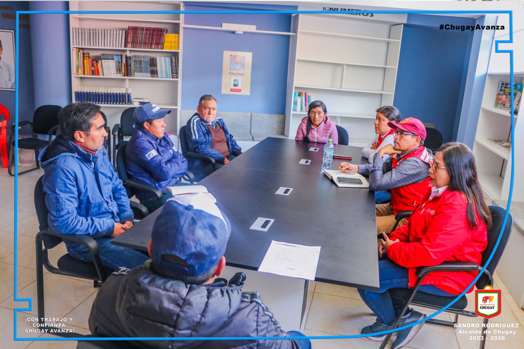 Estamos trabajando a favor de la comunidad Chugaina; es por ello que se llevó una reunión con representantes del programa pensión 65, para la continuidad de la Intervención de Saberes Productivos.