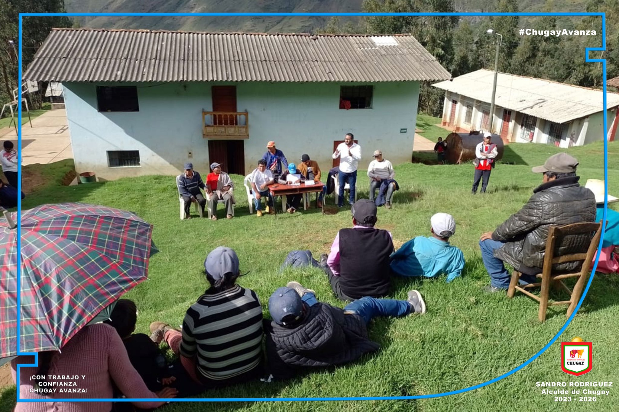 La autoridad edil, Sandro Rodríguez Arteaga, acompañado del Gerente de desarrollo Urbano y Rural, Yoan Huamán Cuevas, asumieron el compromiso de reunirse con moradores de los 5 centros poblados.