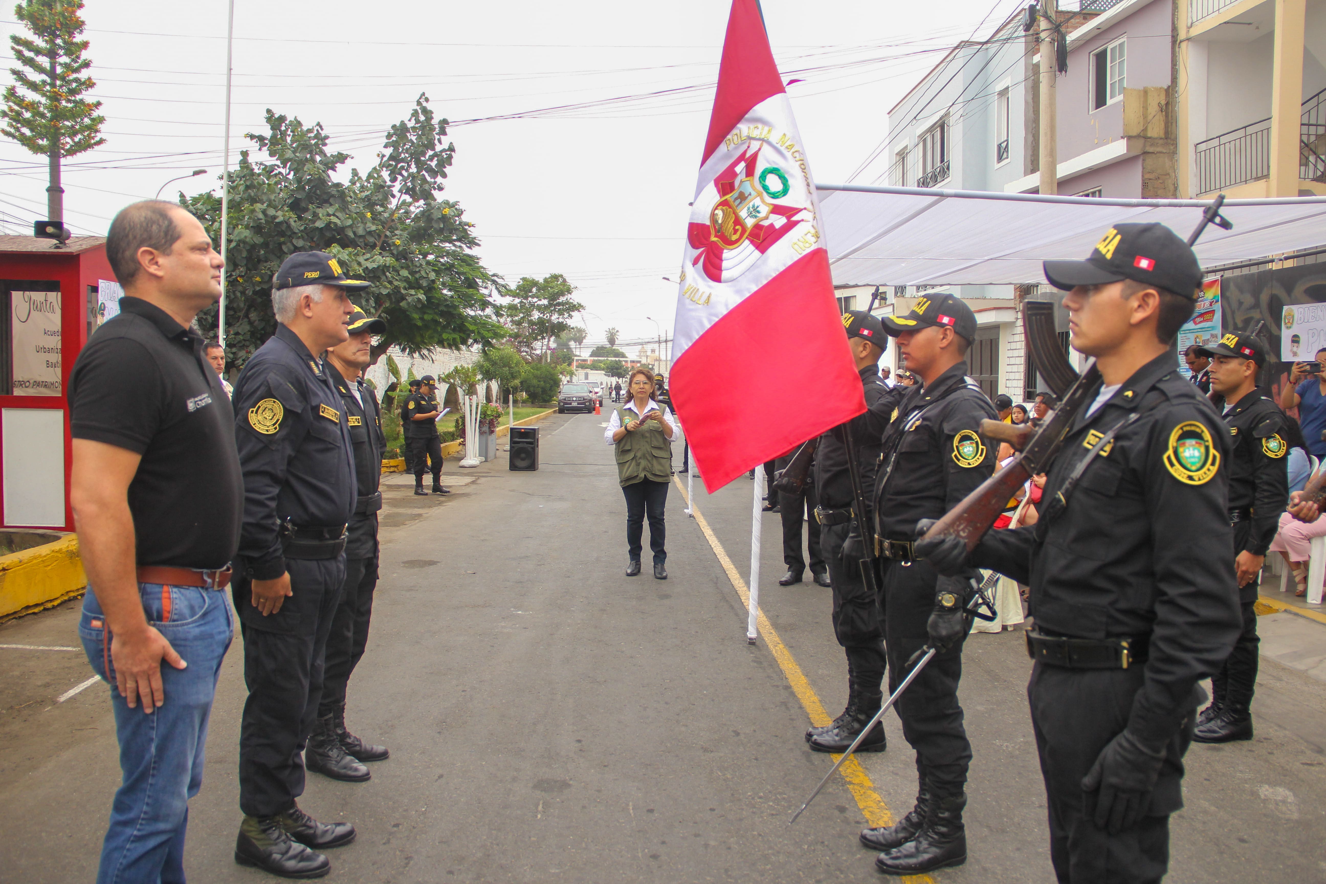 Escolta de la Policía Nacional del Perú