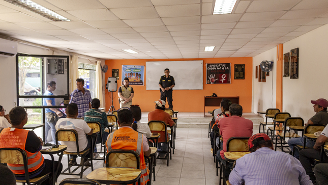 Municipalidad de Sullana participa de la reunión de trabajadores de construcción civil de Sullana y sus distritos febrero 2023