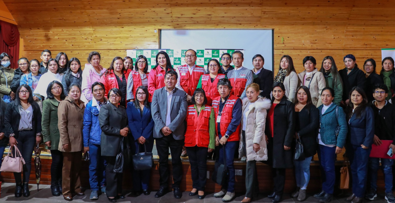 Funcionarios de HUANCAYO, CHUPACA Y CONCEPCIÓN Participan en la capacitación de programas sociales del MIDIS