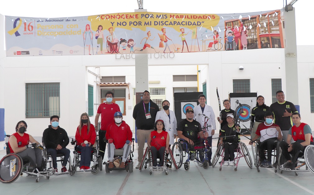 Pacientes del INR demostraron sus habilidades en el "Día Nacional de la Persona Con Discapacidad"