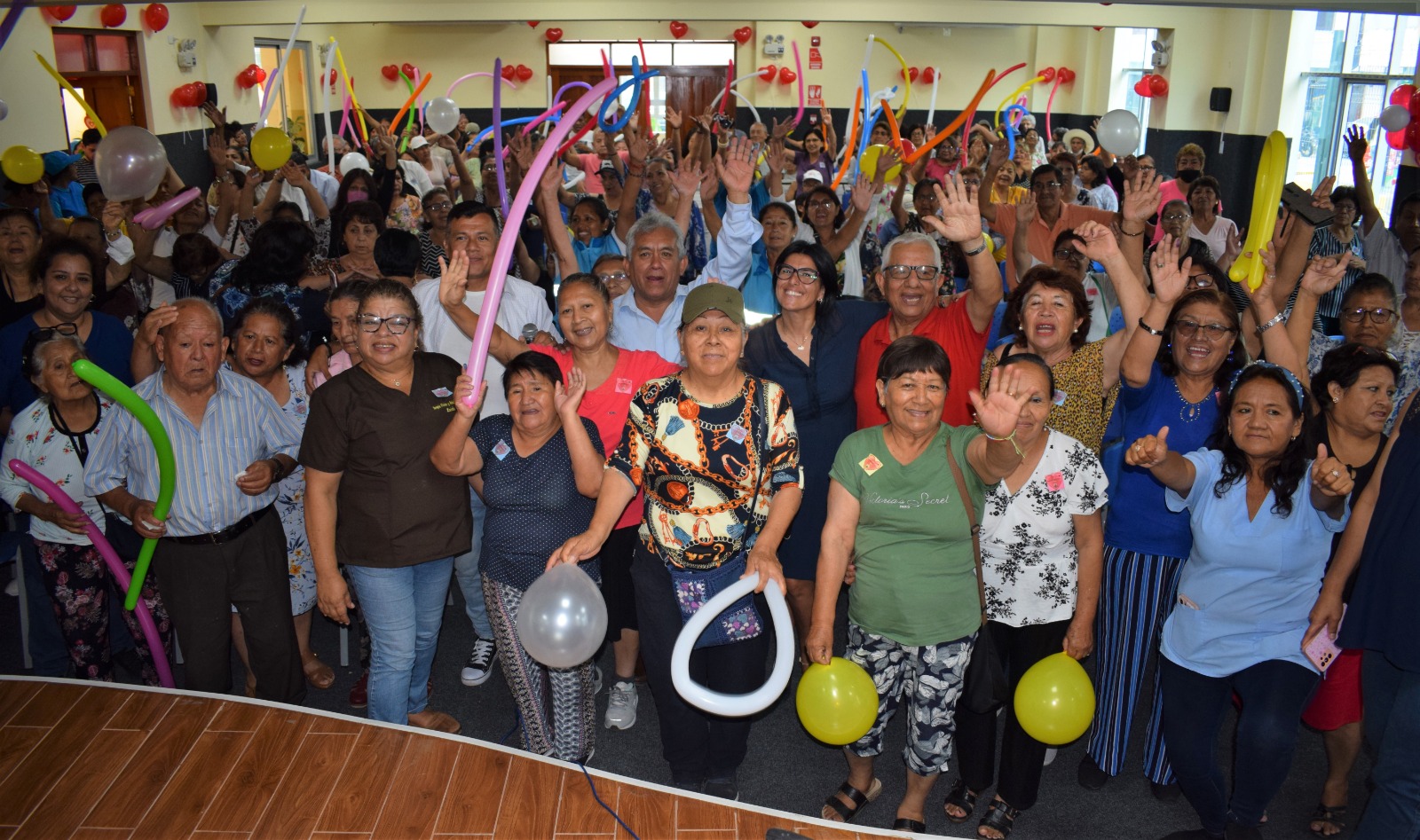 Celebramos el día del amor y la amistad en “La casa del adulto mayor” de Bocanegra