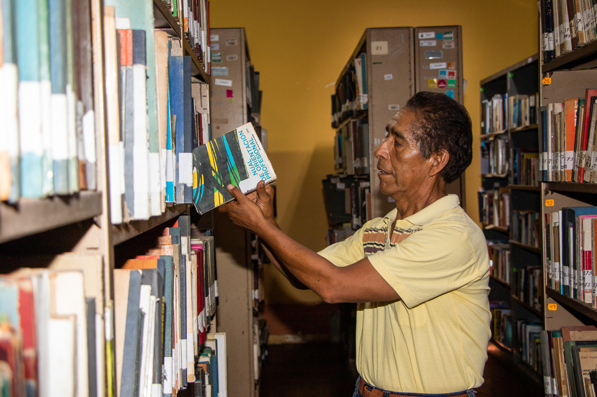 Nuestra Biblioteca Municipal "Teodoro Casana Robles" recibió la visita del director de la Dirección de Desarrollo de Políticas Bibliotecarias de la Biblioteca Nacional del Perú, Alex Alejandro Vargas
