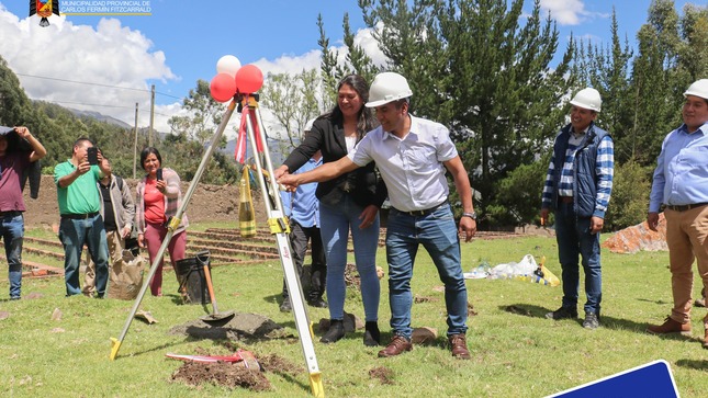 Inauguración. 
