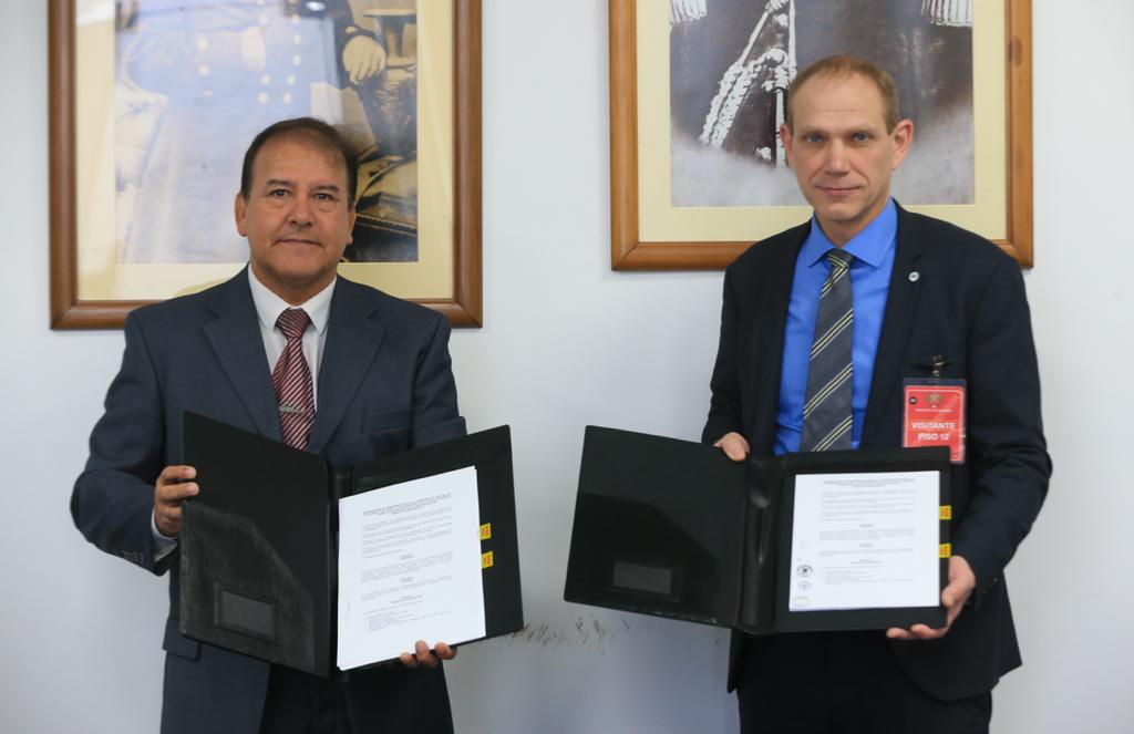 Mindef suscribió memorando de entendimiento con organización de ayuda de Noruega.