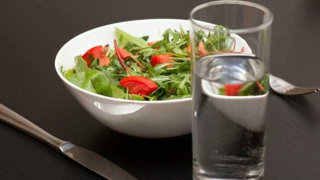 Hospital Regional recomienda hidratación y alimentación saludable a pacientes crónicos