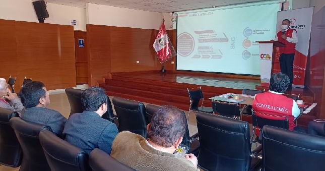 Contraloría recibió propuestas de la sociedad civil organizada para fortalecer control gubernamental