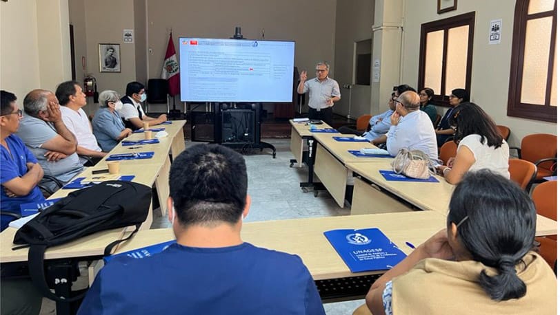 INS capacitó al personal de hospitales y centros de salud públicos y privados sobre el uso de tecnologías sanitarias oncológicas