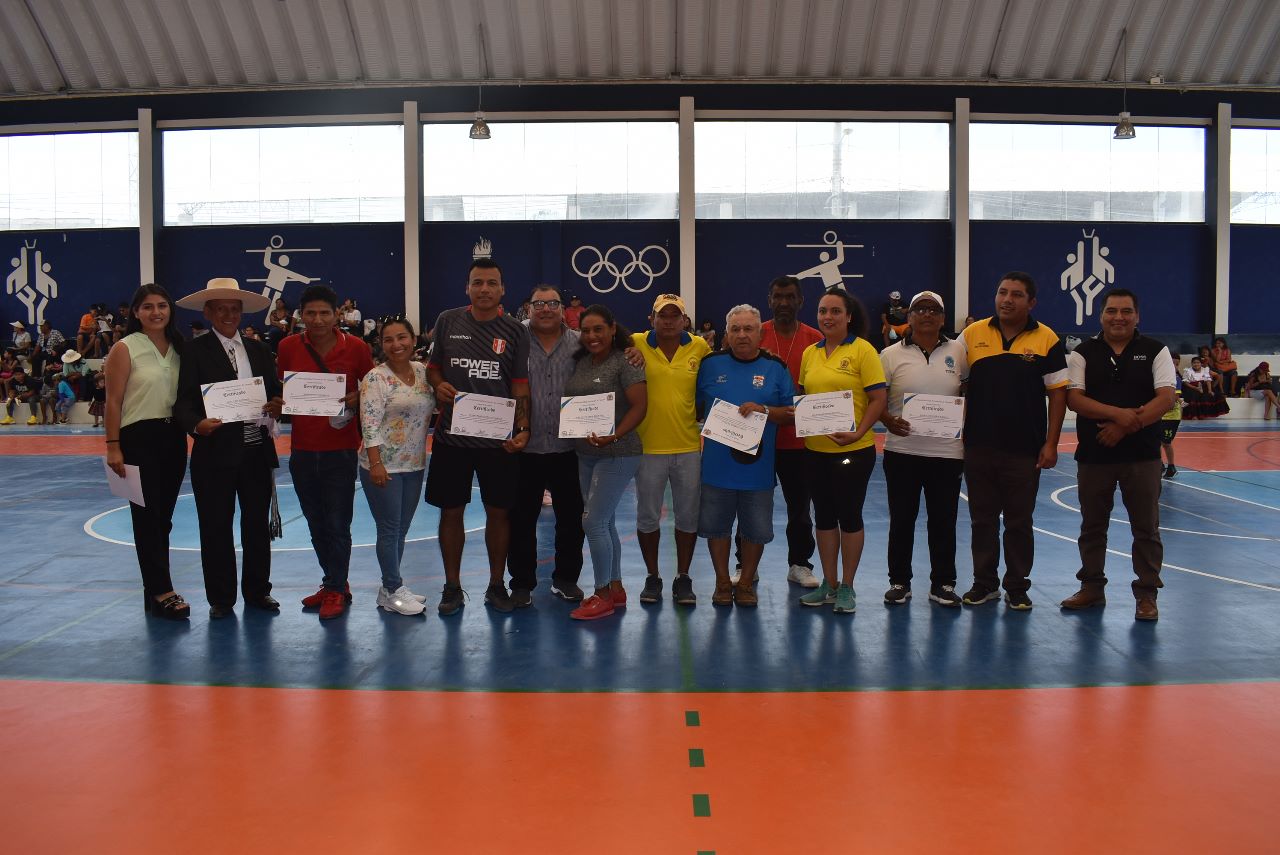 CEREMONIA IMPORTANTE MUNICIPALIDAD PROVINCIAL DE CAMANÁ CLAUSURÓ PROGRAMA DE VACACIONES ÚTILES 2023