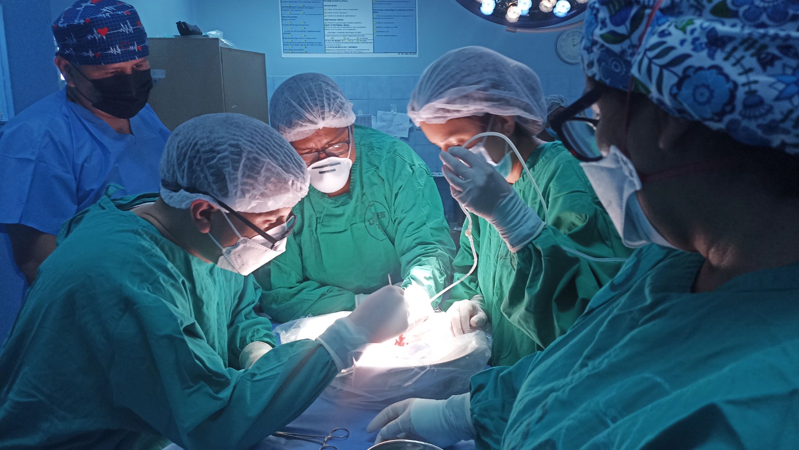 Procedimientos de alta complejidad como el trasplante de riñón se viene realizando en el Hospital Nacional Arzobispo Loayza