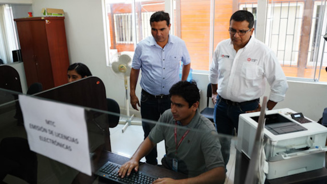 GORE y MTC coordinan emitir brevetes electrónicos en la región Piura