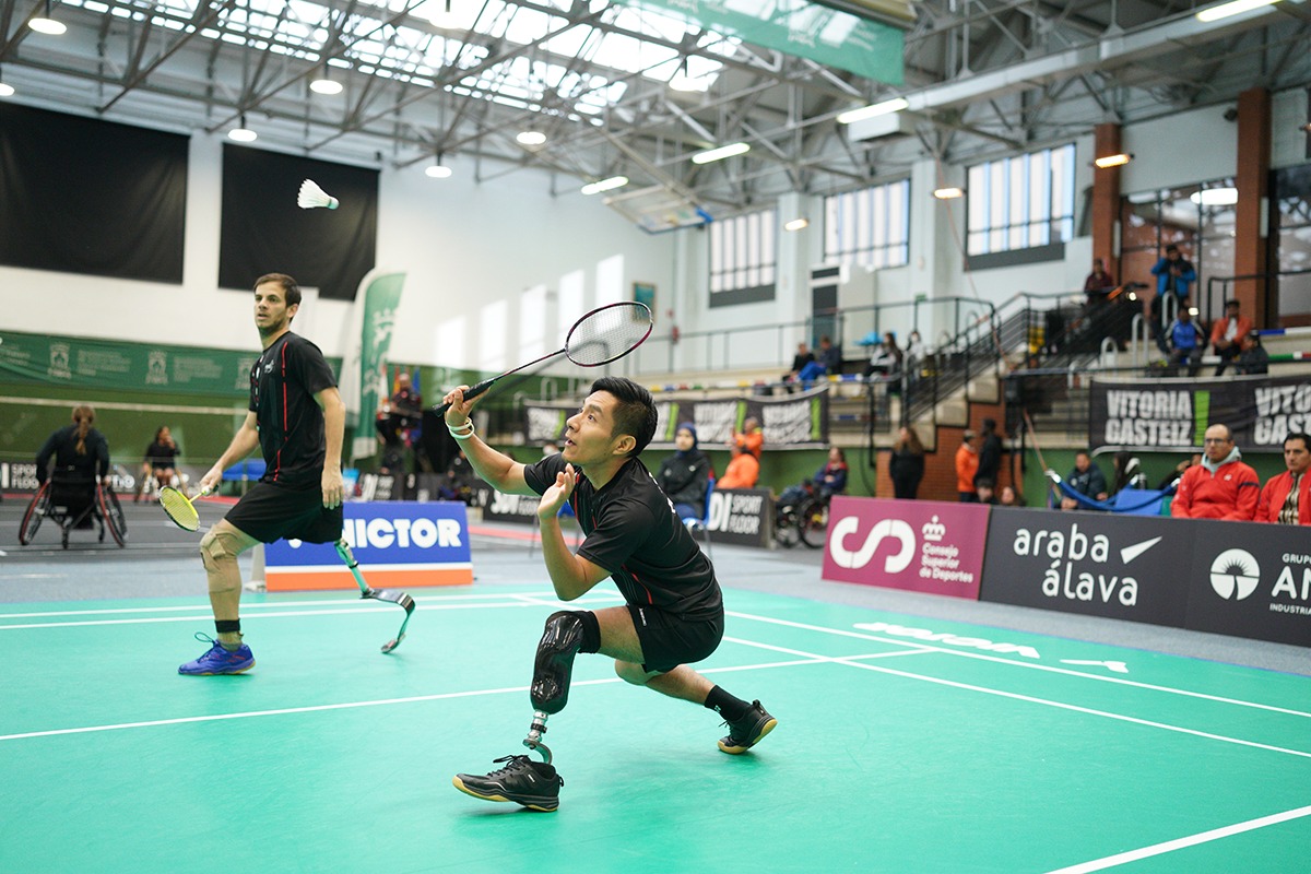 Para bádminton en España