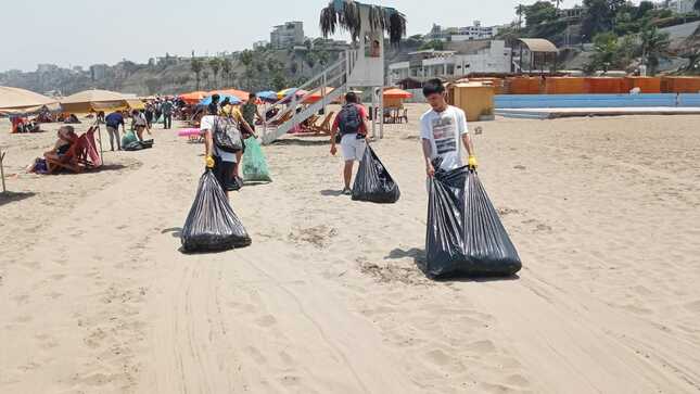 Jornada empezó desde temprano en playa Agua Dulce