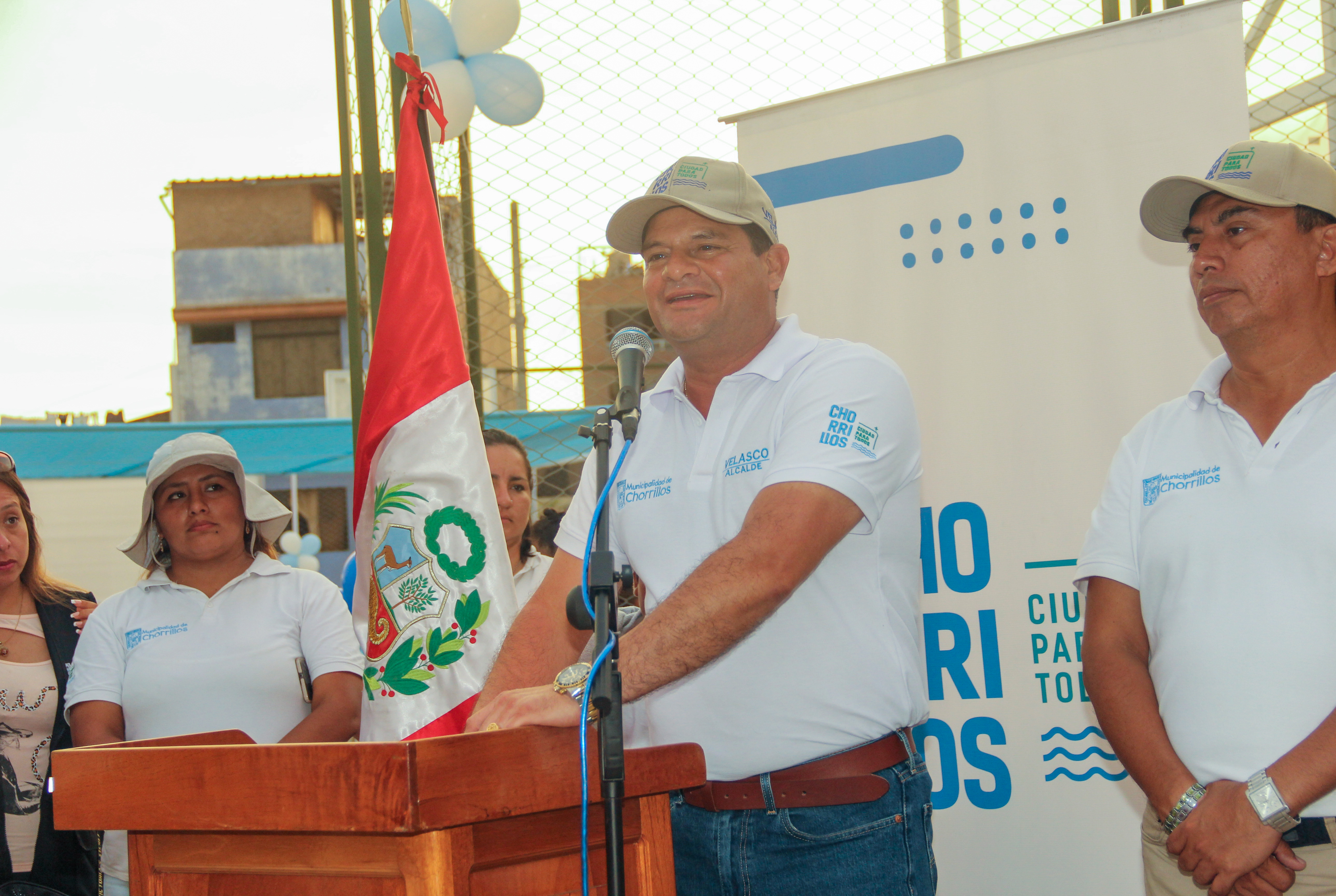 Palabras de bienvenida de nuestro alcalde Fernando Velasco 