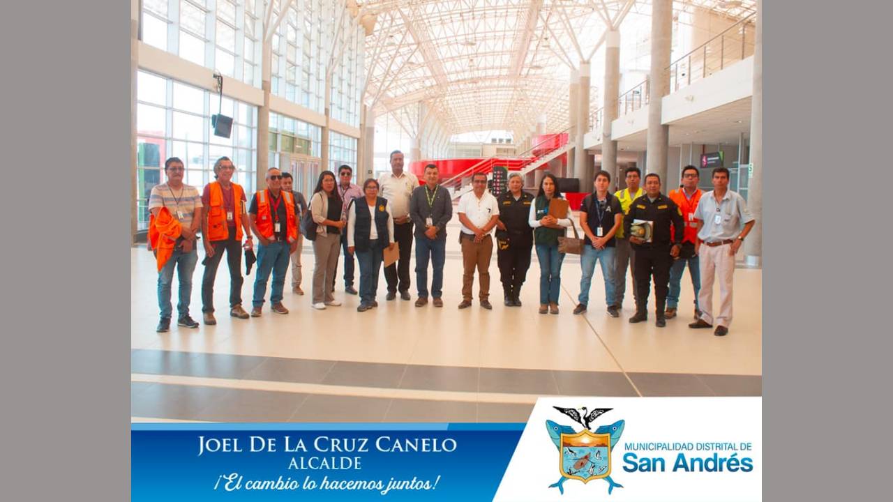 Alcalde Y Funcionarios Asisten A La Reunión Convocada Por Los Representantes Del Aeropuerto