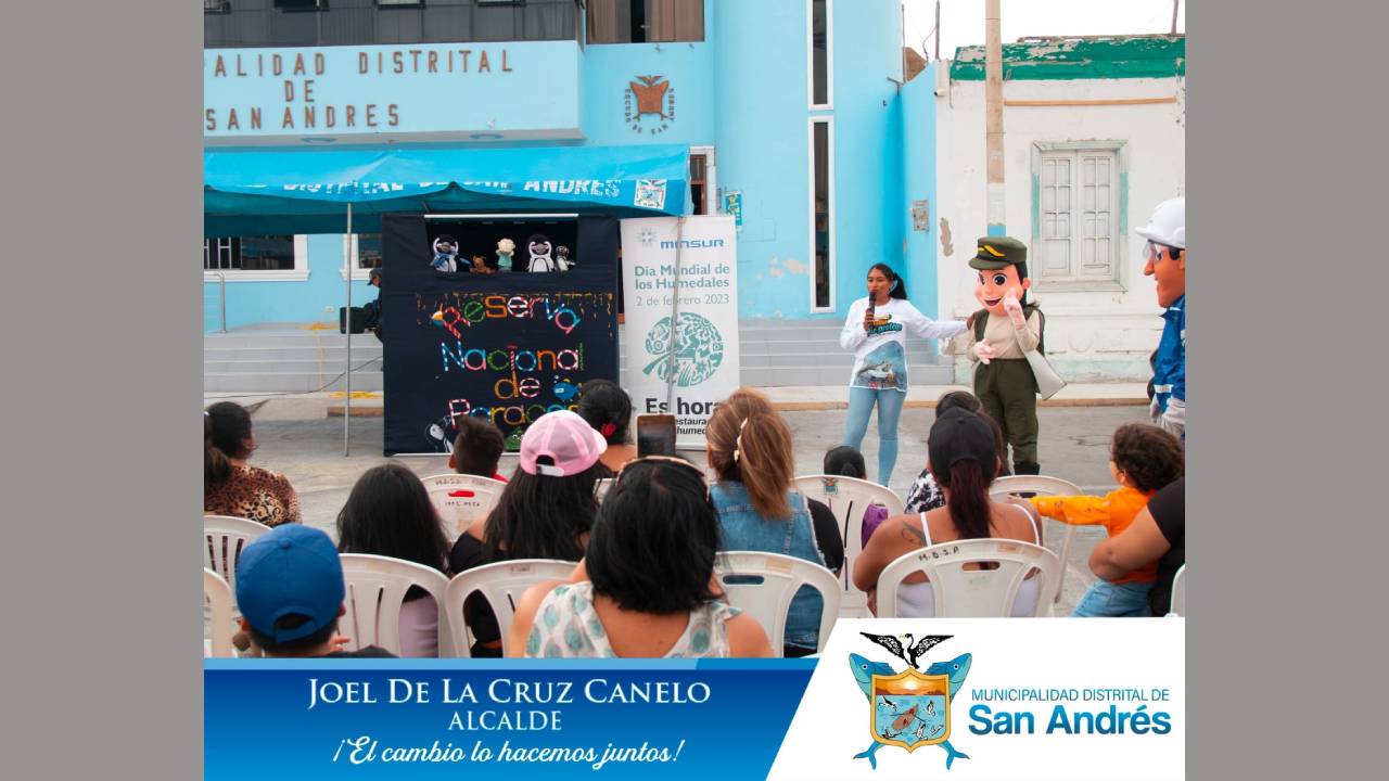 Padres Y Niños Pasaron Un Momento Divertido Y Alegre Con El Show De Los Humedales